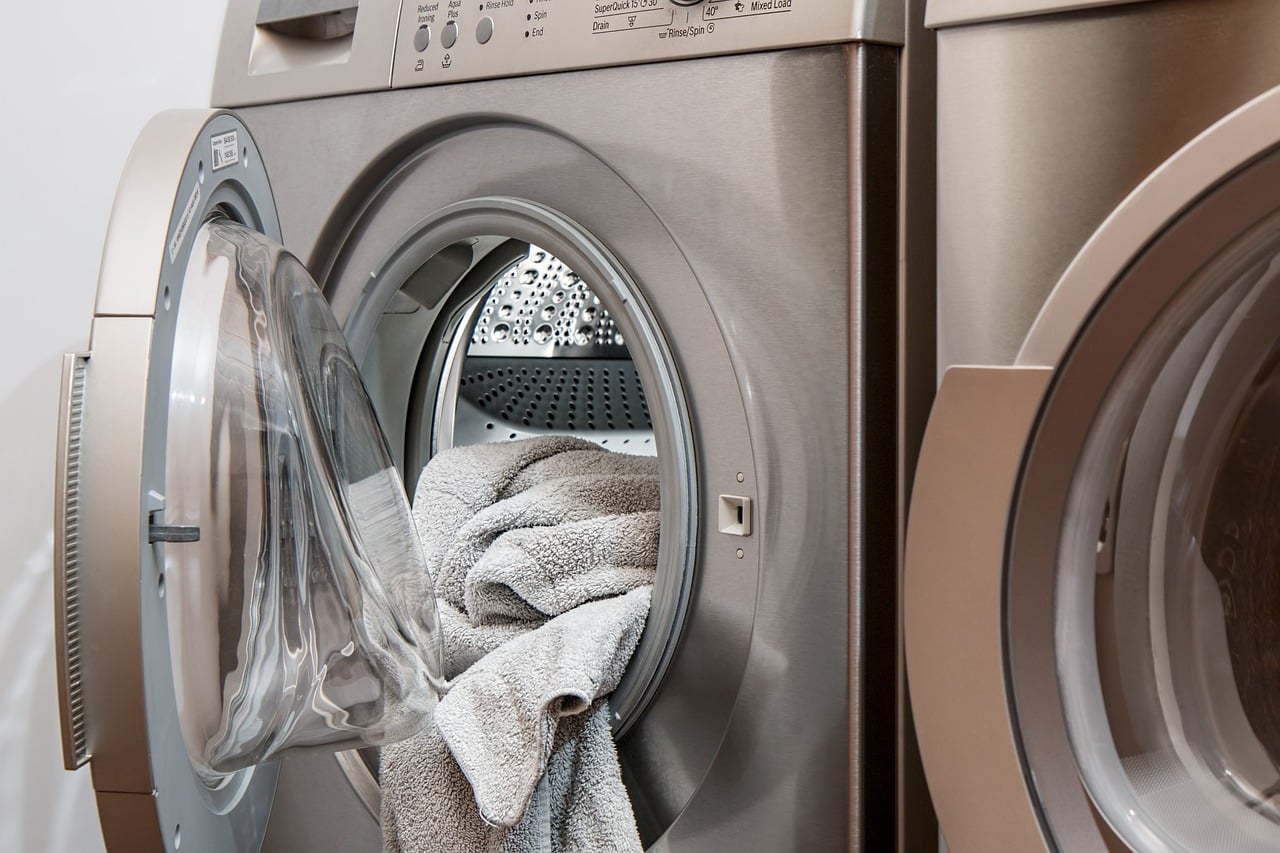Cómo transportar una lavadora en una mudanza: consejos y precauciones